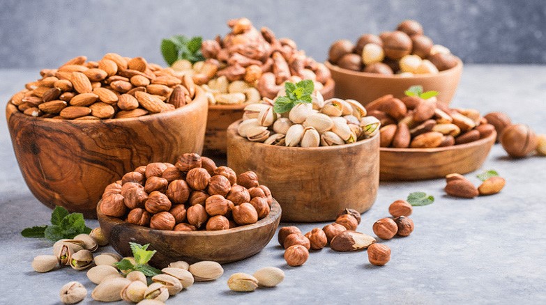 دوست دارید پیر نشوید؟ این ۸ خوراکی معجزهآسا را هر روز بخورید