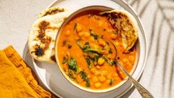 طرز تهیه کاری نخود و ماست؛ پیش غذای گیاهی هندی