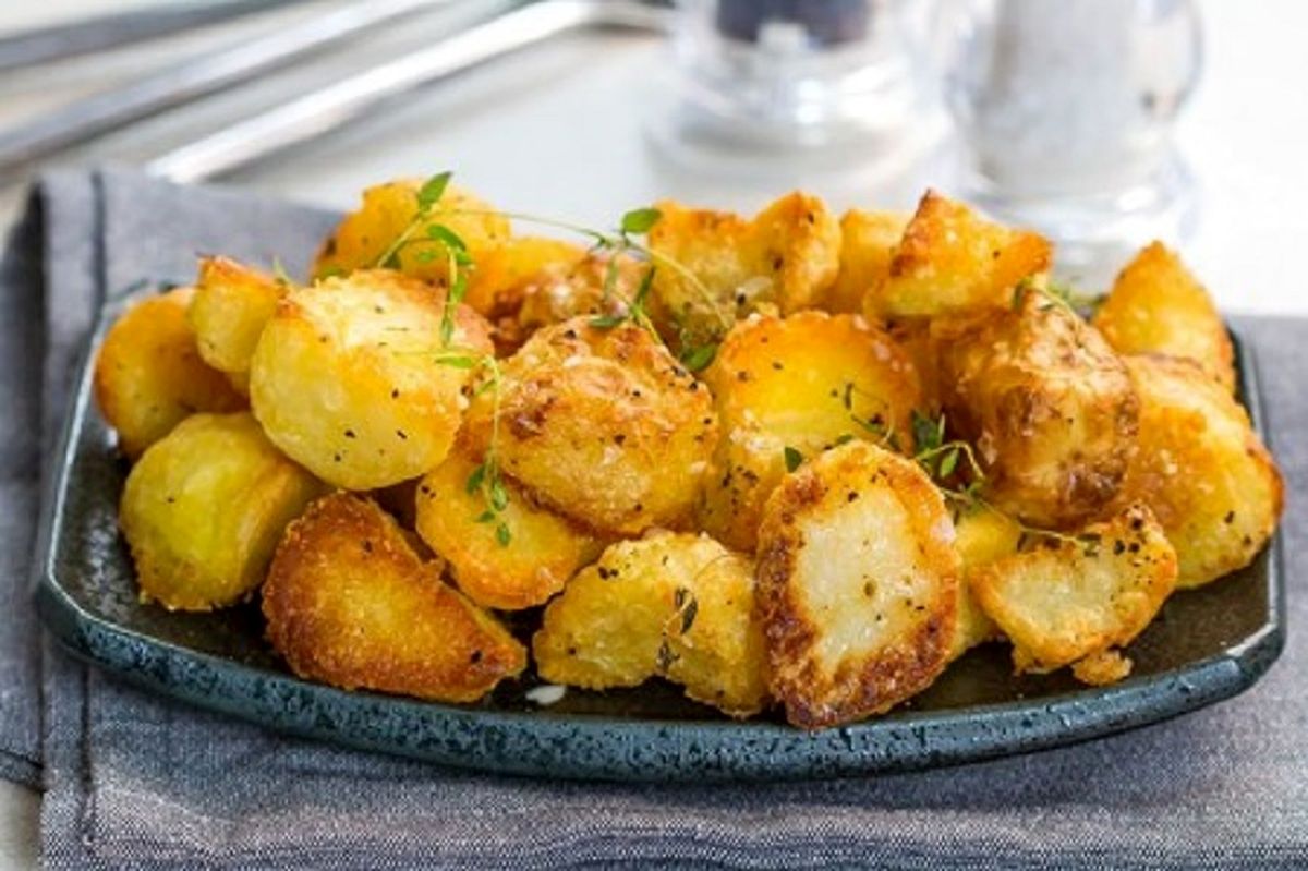 طرز تهیه سیب زمینی کریسپی رژیمی مخصوص