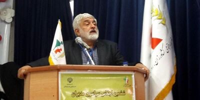 تقویت بیمه‌های پایه راهبرد دولت است
