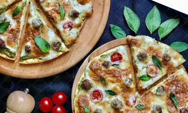 طرز تهیه پیتزا با سس ریحان به همراه آموزش خمیر پیتزا