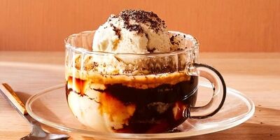 طرز تهیه نوشیدنی آفوگاتو با قهوه اسپرسو 