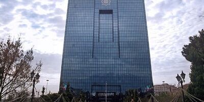 روند نزولی رشد پایه پولی در سال ۱۴۰۰