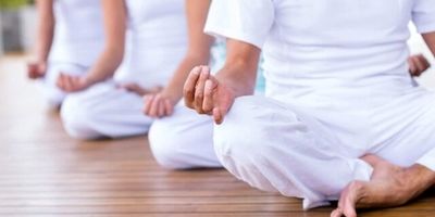 مدیتیشن چگونه بر کیفیت خواب تاثیر می‌گذارد؟
