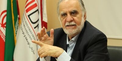 نرخ دلار برای واردات مواد معدنی 4200 تومان است