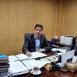 لقمان پاکروان
