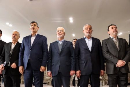 شرکت ریسندگی رسن‌ریس آریا با حضور وزیر کشور در منطقه ویژه اقتصادی یزد وارد مدار تولید شد
