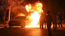 گرمای هوا ۲۸۱ خودرو در اصفهان را به آتش کشید
