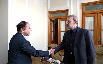 دیدار لاریجانی با مدیران بیمه مرکزی