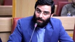 درصورت تاخیر در پرداخت حق بیمه به مدت سه ماه  بیمه کارگران  قطع می‌شود