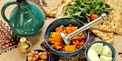 رستوران ها چه ادویه ای در آبگوشت می ریزند ؟