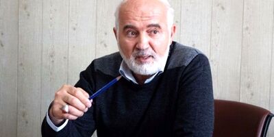 توکلی:جهت گیری دولت در بازار ارز درست است