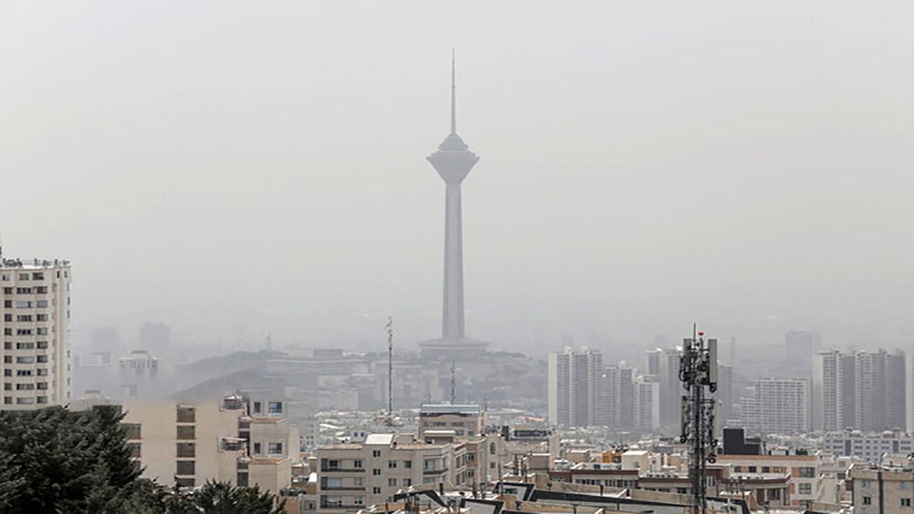 تداوم وزش باد و خیزش گرد و خاک در تهران