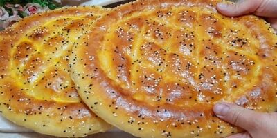 آموزش پخت نان روغنی محلی در خانه
