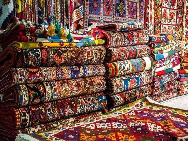 صادرات فرش دستباف در سه سال گذشته زیر 100 میلیون دلار بود
