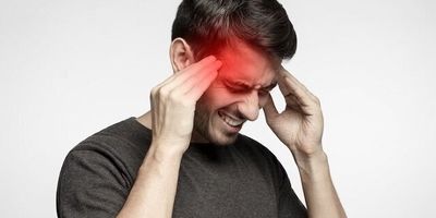نشانه و عوامل سردرد تنشی چیست؟ 