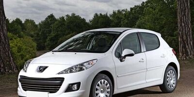 قیمت پژو 207 در بازار امروز + جدول