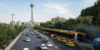 تردد روان در جاده های شمالی کشور/ محورهای کرمان بارانی است