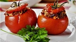 طرز تهیه ۵ مدل غذای رژیمی خوشمزه با گوجه فرنگی

