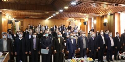 برگزاری آیین تقدیر از بیمه گذاران وفادار و شبکه فروش استان آذربایجان غربی
