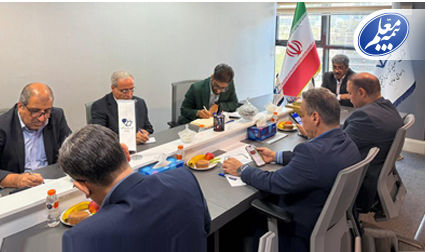 نشست راهبردی مدیرعامل هلدینگ سرمایهگذاری فرهنگیان با مدیران عامل شرکتهای تابعه برگزار شد