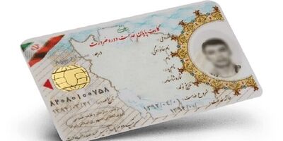 دانشجومعلمان در انتظار دریافت کارت معافیت سربازی