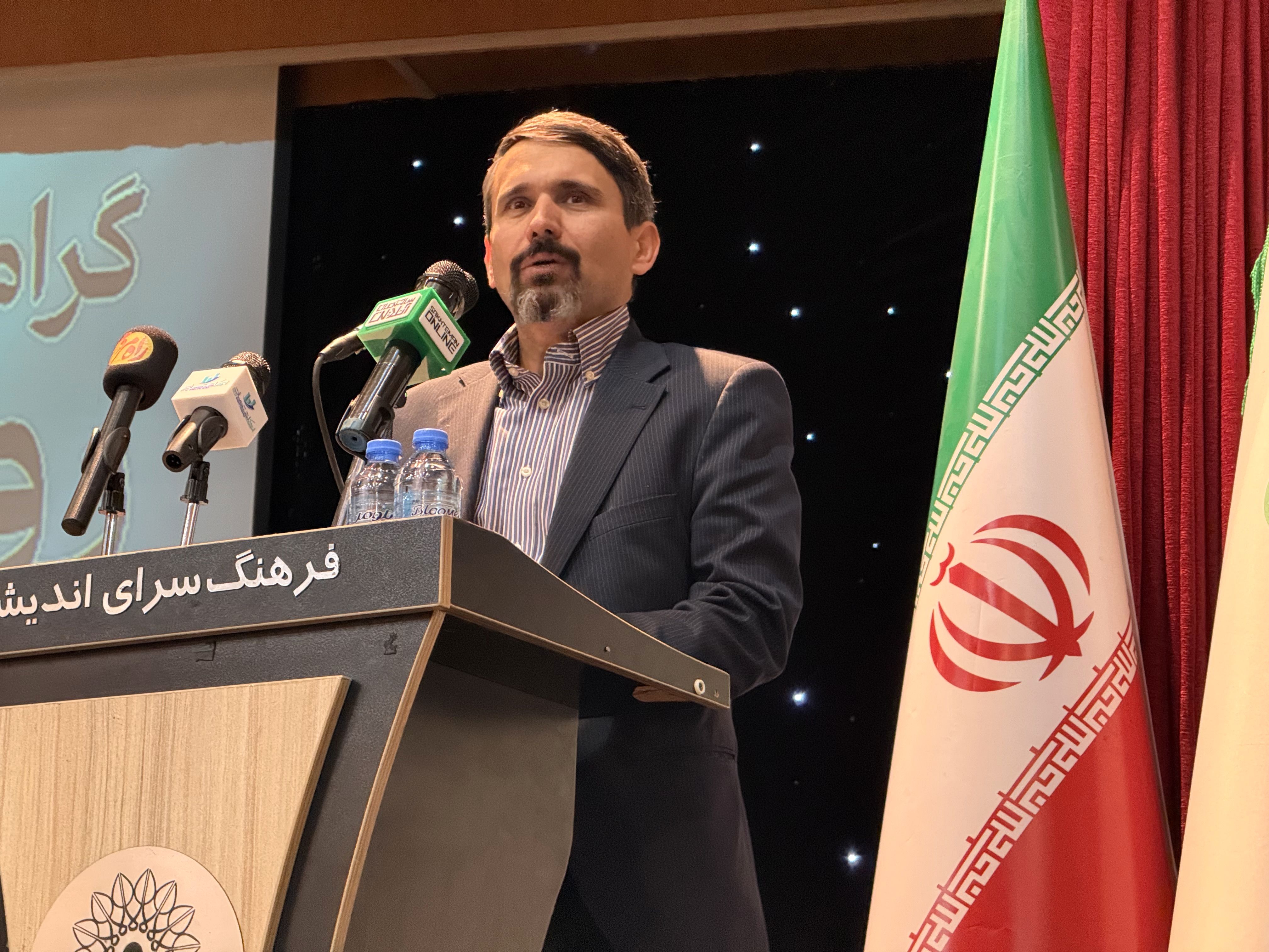 همایش گرامیداشت روز پرستار با حضور مدیرعامل بیمه رازی برگزار شد
