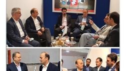 زمینه های  همکاری فراوانی بین صنعت بیمه و نساجی وجود دارد