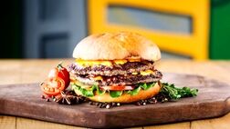 طرز تهیه همبرگر کباب شده + فوت و فن
