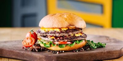 طرز تهیه همبرگر کباب شده + فوت و فن
