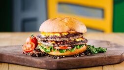 طرز تهیه همبرگر کباب شده + فوت و فن
