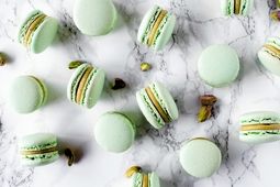 طرز تهیه شیرینی ساده خانگی فوری (جامع و گام به گام)
