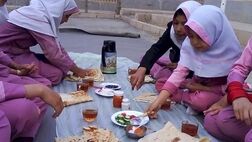 این میان وعده‌ها حالِ دانش‌آموزان تان را خوب می‌کند
