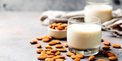 طرز تهیه حریره بادام برای بزرگسال و نوزاد؛ هم با آب هم با شیر