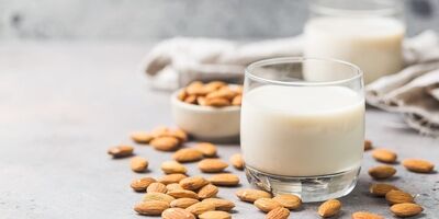 طرز تهیه حریره بادام برای بزرگسال و نوزاد؛ هم با آب هم با شیر