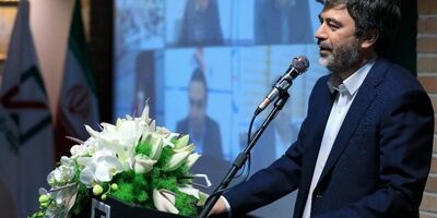 مدیرعامل بیمه رازی به ترکیب هیات مدیره بانک آینده پل زد