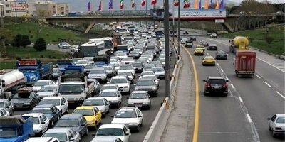 ترافیک سنگین در آزادراه کرج- تهران
