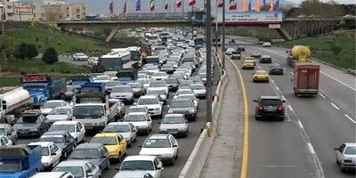 ترافیک سنگین در آزادراه کرج- تهران
