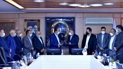 امضای تفاهم نامه بیمه آسیا و هلدینگ فرزانگان پارس نیکو