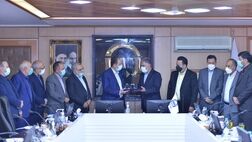 امضای تفاهم نامه بیمه آسیا و هلدینگ فرزانگان پارس نیکو