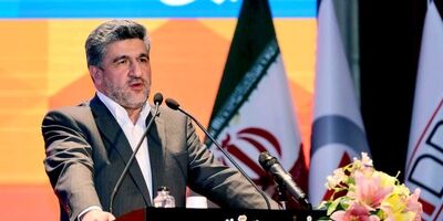 بانک صادرات ایران برای تامین مالی تولید فولاد کشور تا مرز ٤٥ میلیون تن آمادگی دارد