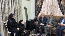 دیدار نوروزی مدیر عامل بیمه دی با خانواده شهید رضا گشت نورد
