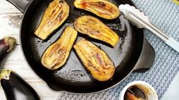 طرز تهیه بادمجان سوخاری بدون فر
