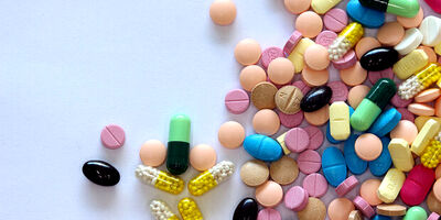 بحران نقدینگی داروخانه‌ها