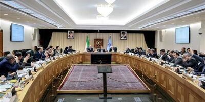 تاکید بر حمایت از بنگاه‌های اقتصادی، کسب و کارهای خُرد و صاحبان مشاغل
