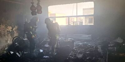نجات ۲۰ دانشجوی گرفتار در آتش‌ خوابگاه دانشجویی ایلام
