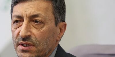 فتاح: مجوز ایجاد بانک قرض الحسنه را به بنیاد مستضعفان نمی‌دهند