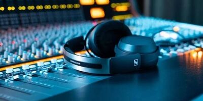 سنهایزر از هدفون HD 480 Pro رونمایی کرد؛ ترکیب راحتی و کیفیت صدای بی‌نظیر
