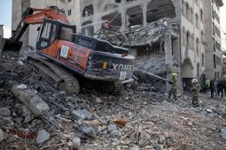 ۵۱۸ فقره تسهیلات قرض‌الحسنه ودیعه جنگ رمضان پرداخت شد/ بانک مسکن پای کار اسکان آسیب‌دیدگان
