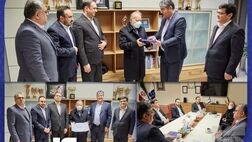بیمه سرمد خسارت ۶۲ میلیارد ریالی گراند صنعت را پرداخت کرد
